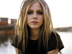 Download Avril Lavigne ringtones free.
