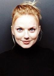 Download Geri Halliwell ringtones for Apple iPod touch 3G free.